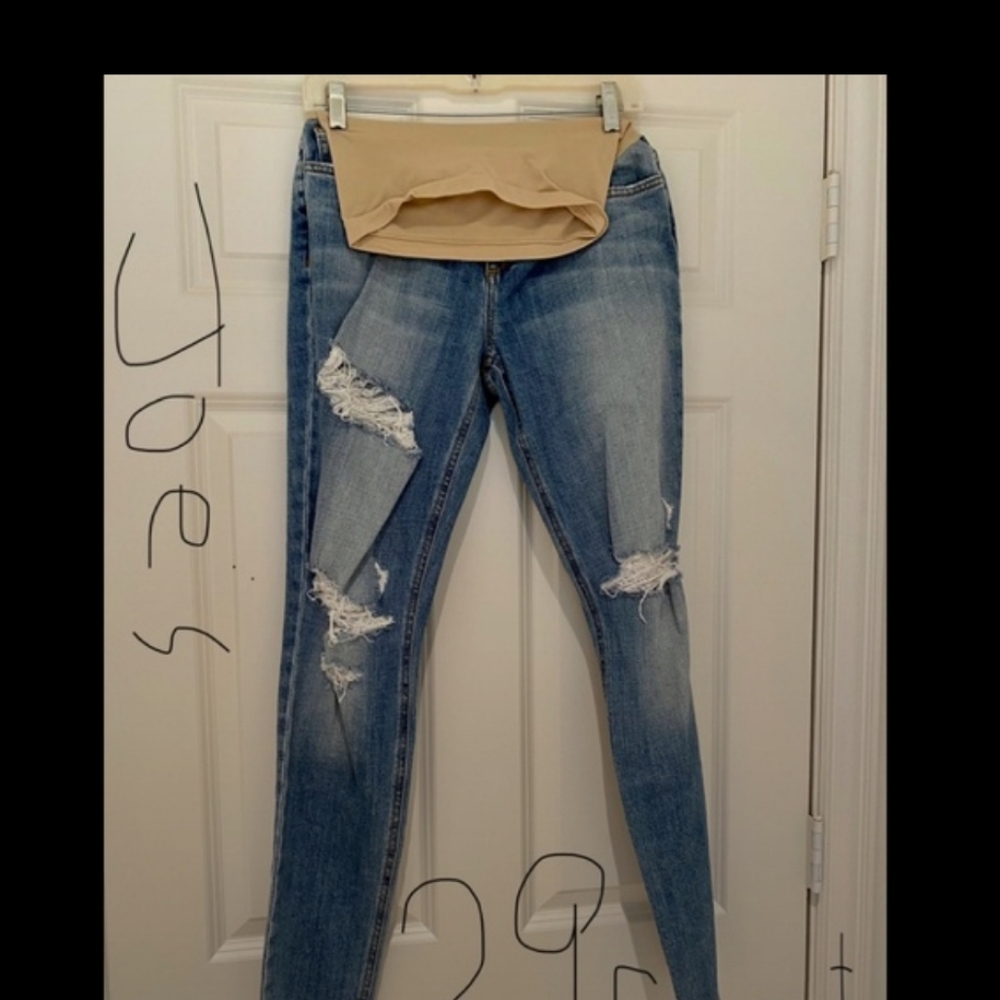 Joe’s Maternity Jeans size 29